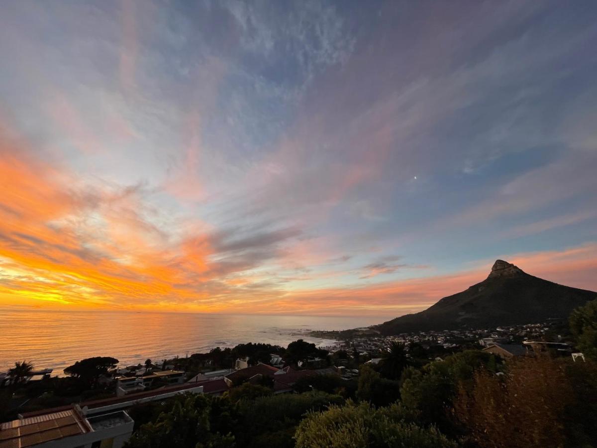 Bay Reflections Camps Bay Luxury Serviced Apartments ケープタウン エクステリア 写真