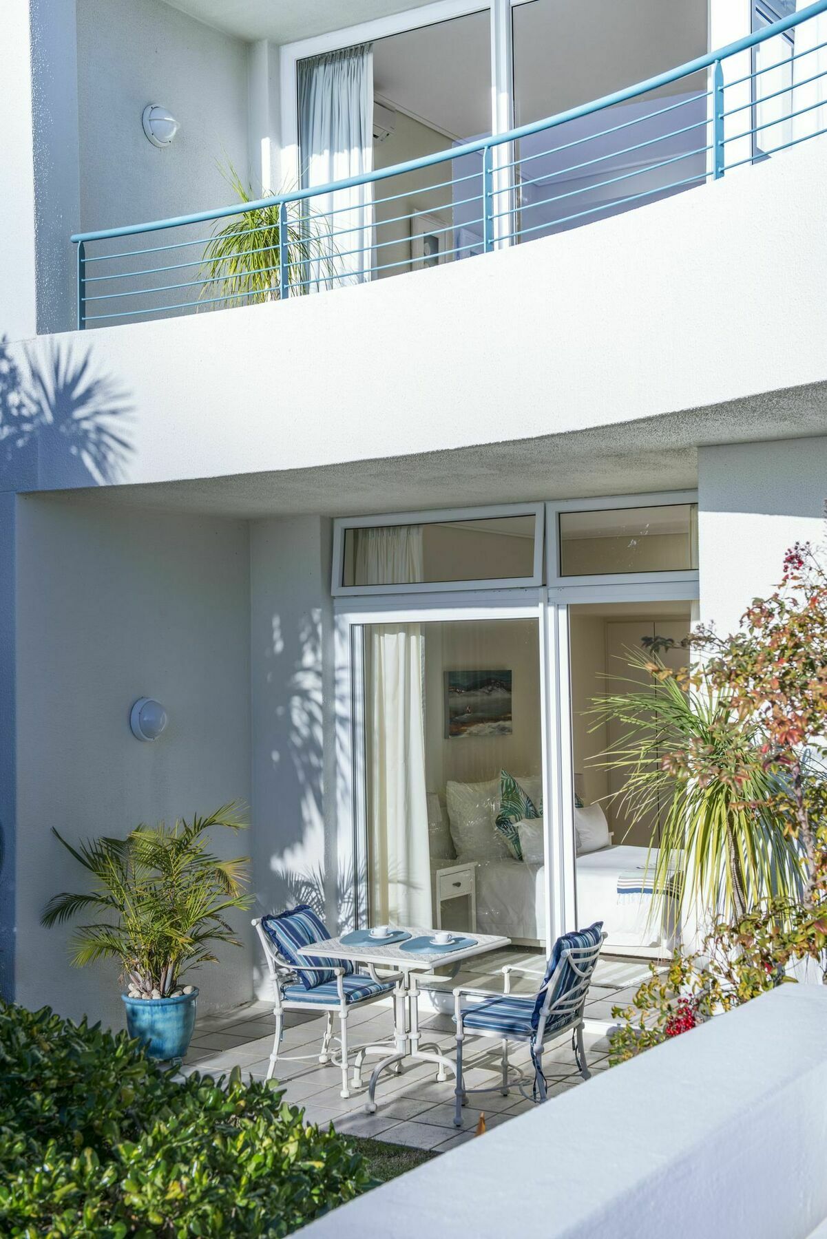 Bay Reflections Camps Bay Luxury Serviced Apartments ケープタウン エクステリア 写真